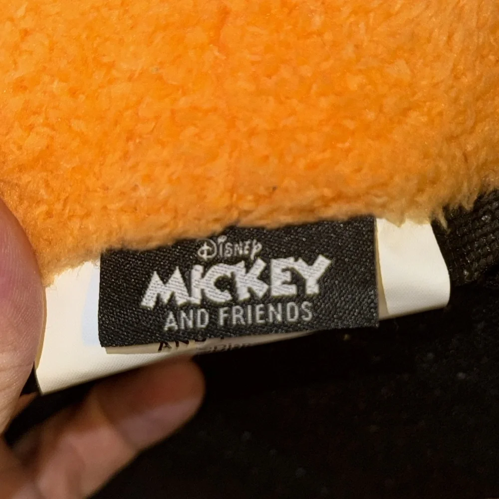Disneys Mickey Mouse pumpkin rare HTF Halloween limited edition dog bed